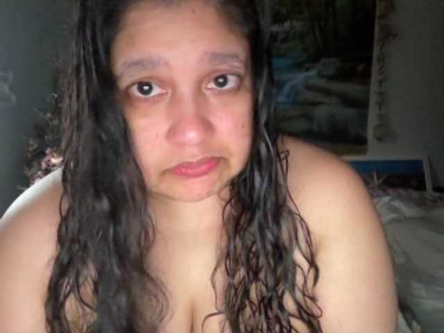 DUMBHOEMELANIE