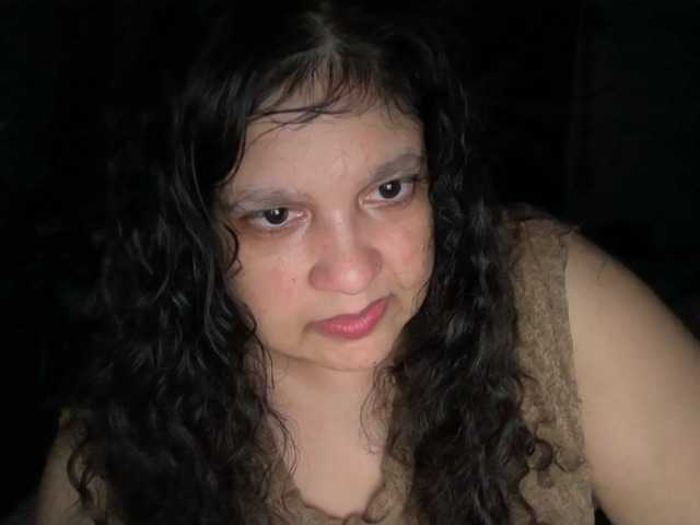 DUMBHOEMELANIE