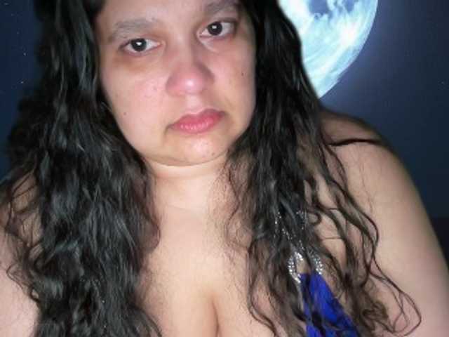 DUMBHOEMELANIE live cam on BongaCams