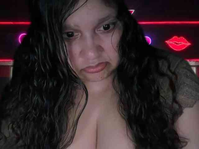 DUMBHOEMELANIE webcam