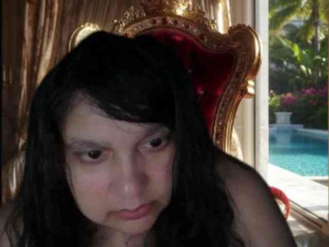 DUMBHOEMELANIE DUMBHOEMELANIE