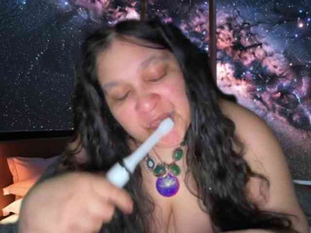 DUMBHOEMELANIE webcam