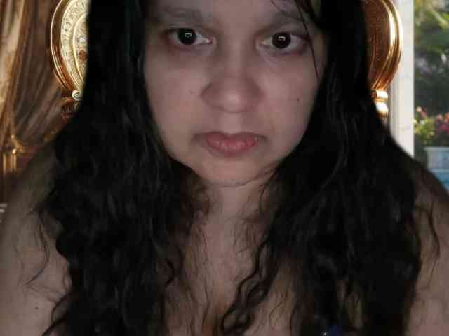 DUMBHOEMELANIE