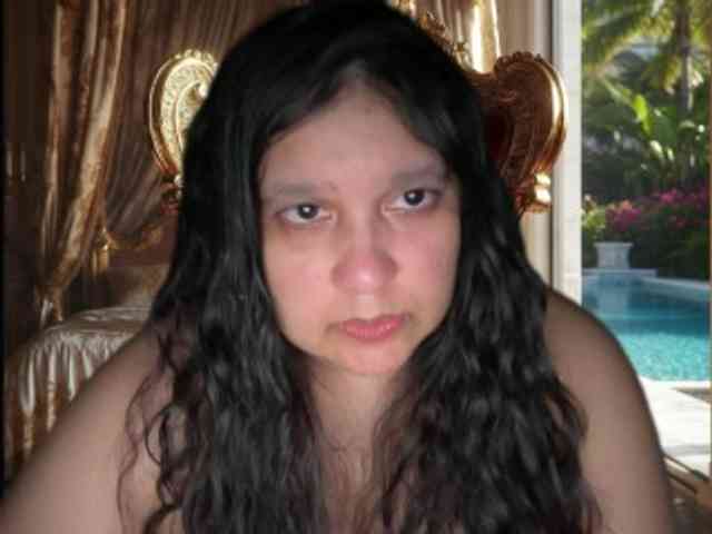 Modelo: DUMBHOEMELANIE