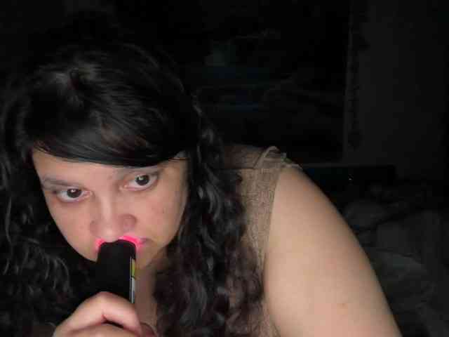 DUMBHOEMELANIE webcam