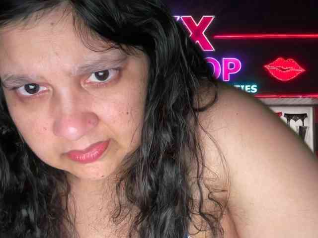 DUMBHOEMELANIE webcam