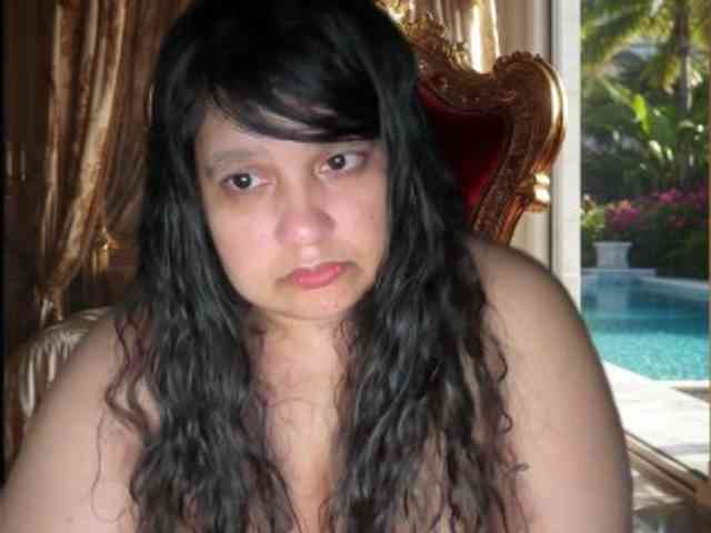 DUMBHOEMELANIE