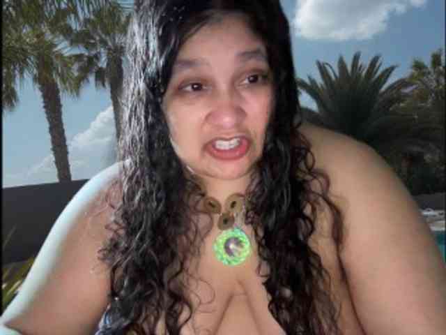 DUMBHOEMELANIE webcam