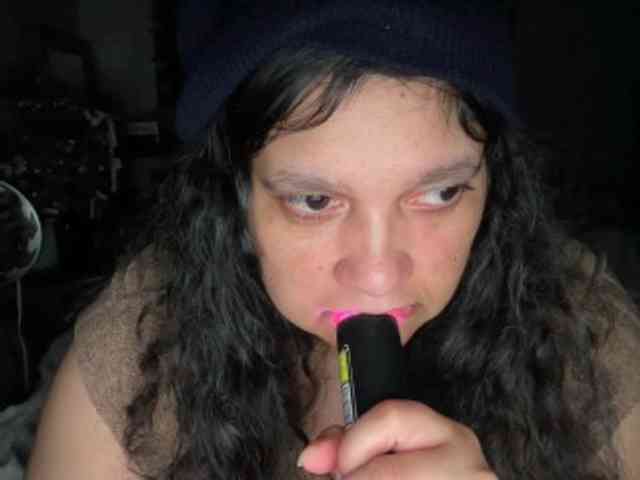 DUMBHOEMELANIE DUMBHOEMELANIE