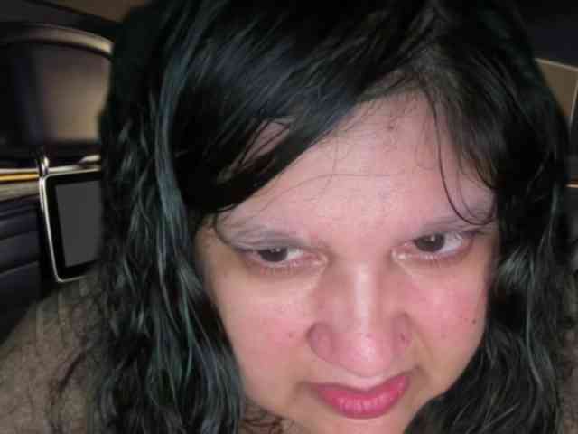 DUMBHOEMELANIE