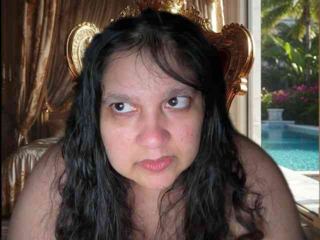 DUMBHOEMELANIE
