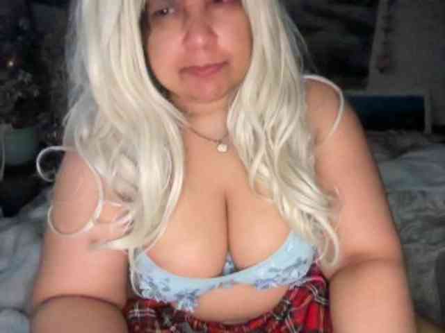 DUMBHOEMELANIE