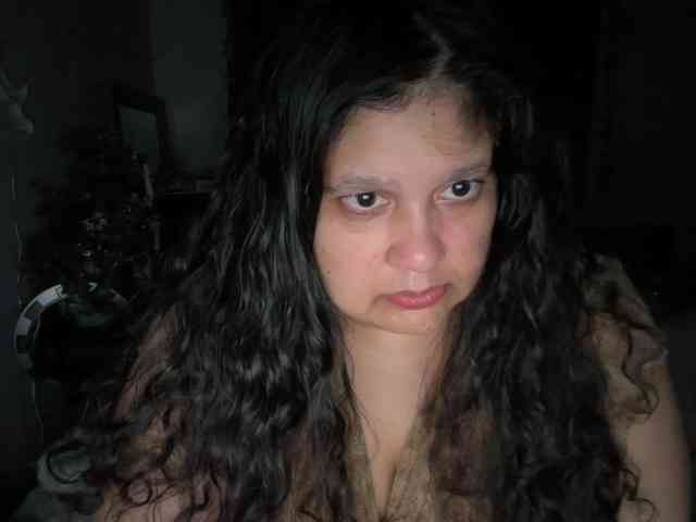 DUMBHOEMELANIE