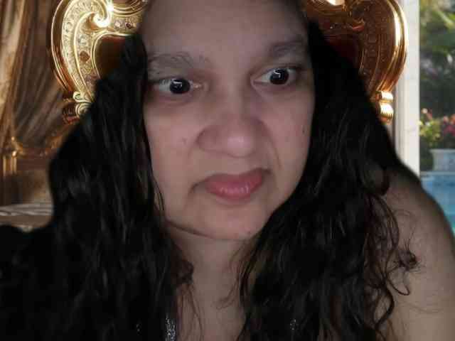 DUMBHOEMELANIE