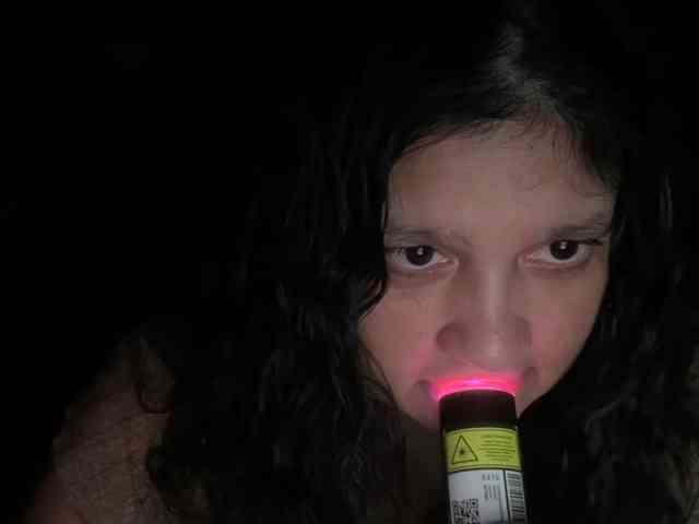 DUMBHOEMELANIE