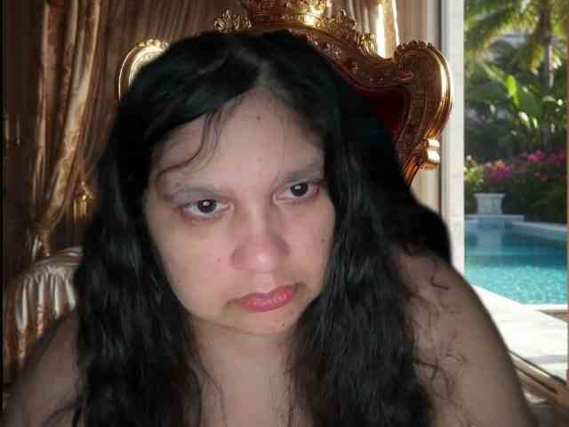 DUMBHOEMELANIE
