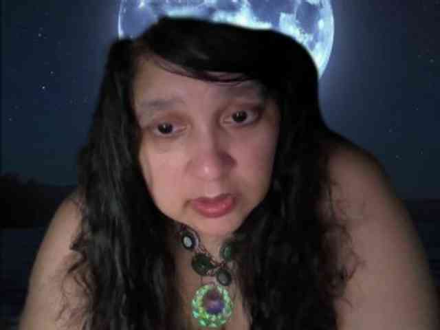 DUMBHOEMELANIE