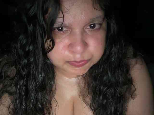 DUMBHOEMELANIE