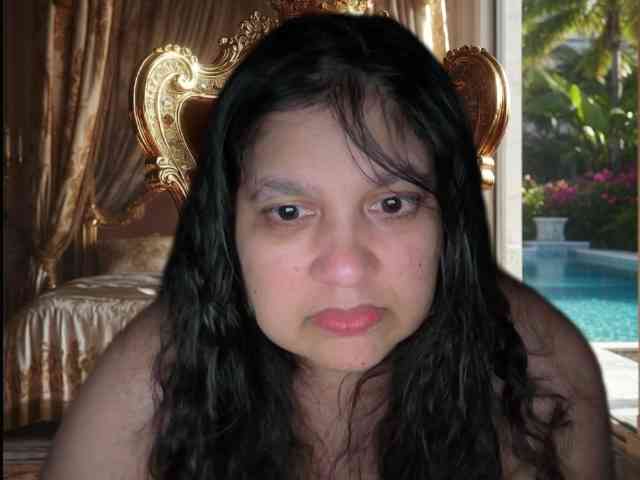 DUMBHOEMELANIE