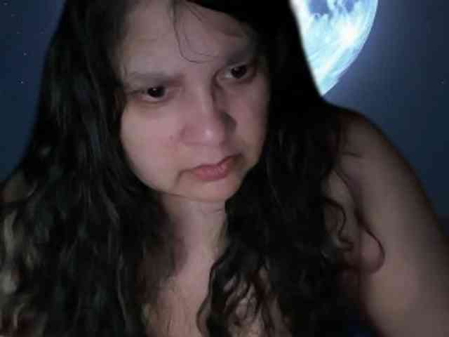 DUMBHOEMELANIE