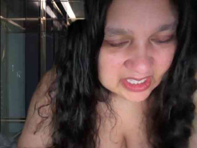 DUMBHOEMELANIE DUMBHOEMELANIE