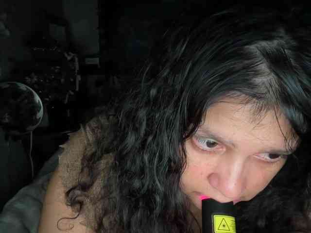 DUMBHOEMELANIE webcam