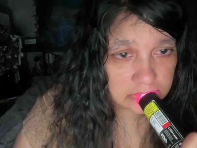 DUMBHOEMELANIE