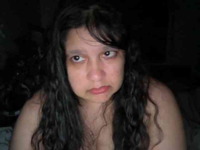 DUMBHOEMELANIE