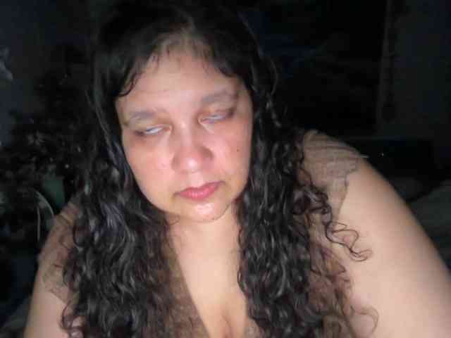 DUMBHOEMELANIE