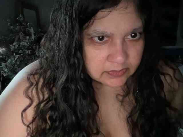 DUMBHOEMELANIE
