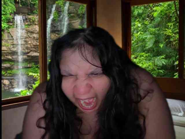 DUMBHOEMELANIE webcam