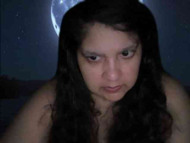 DUMBHOEMELANIE