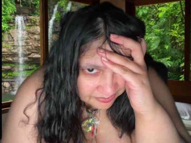 DUMBHOEMELANIE webcam