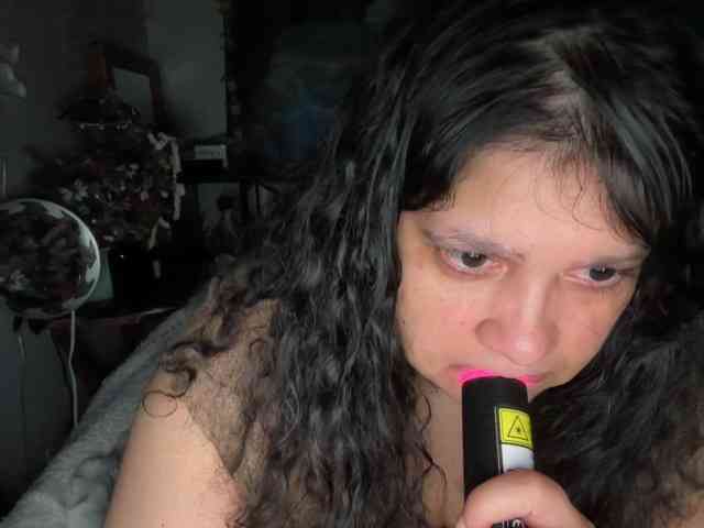 DUMBHOEMELANIE webcam