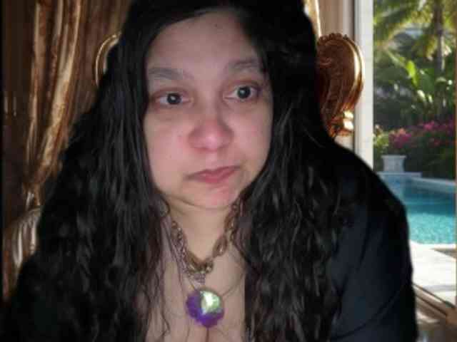 DUMBHOEMELANIE webcam