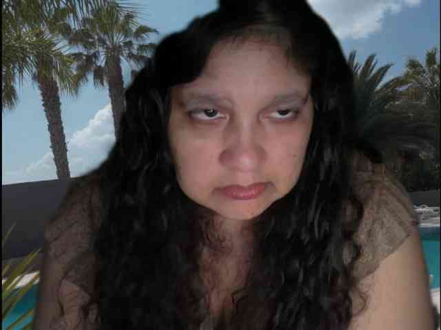 DUMBHOEMELANIE