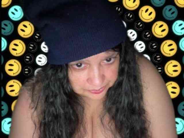DUMBHOEMELANIE