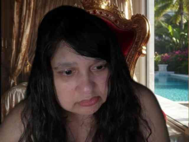 DUMBHOEMELANIE