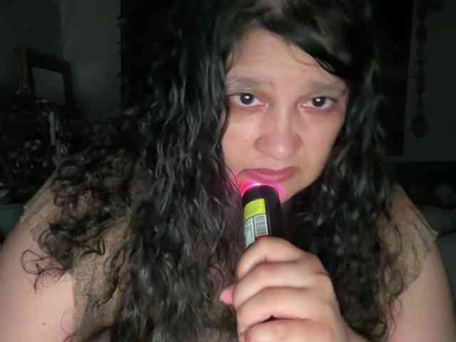 DUMBHOEMELANIE