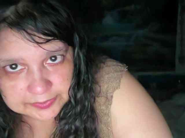 DUMBHOEMELANIE