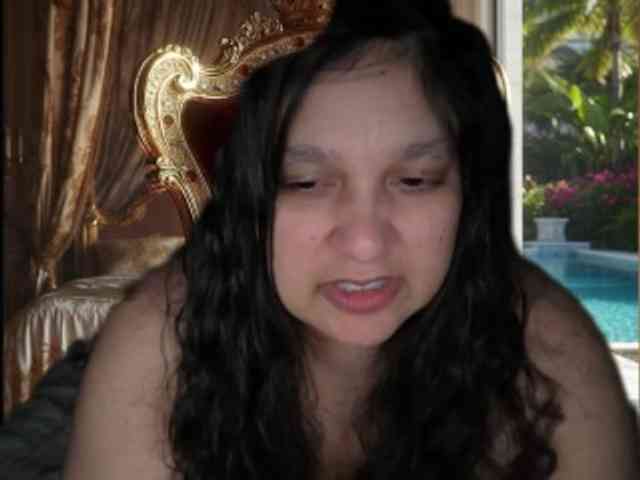 DUMBHOEMELANIE
