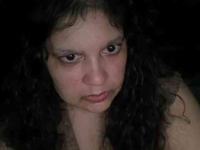 DUMBHOEMELANIE
