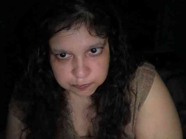 DUMBHOEMELANIE