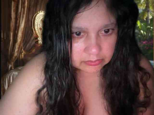 DUMBHOEMELANIE