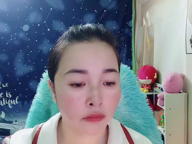 Benahot69 live cam on BongaCams
