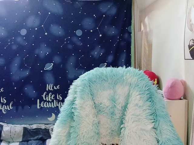 Benahot69 live cam on BongaCams