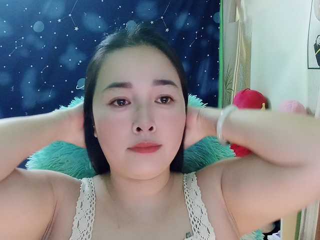 Benahot69 live cam on BongaCams