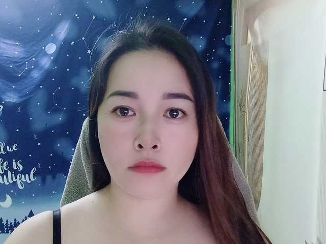 Benahot69 live cam on BongaCams