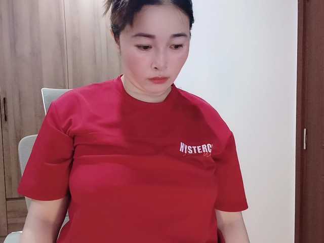 Benahot69 live cam on BongaCams