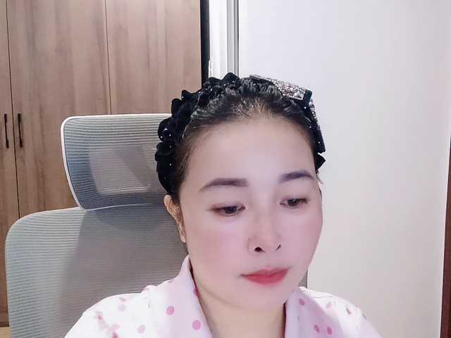 Benahot69 live cam preview
